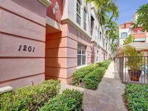 1033 NE 17th Way 1201, Fort Lauderdale FL 33304