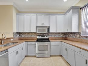 1033 NE 17th Way 1201, Fort Lauderdale FL 33304
