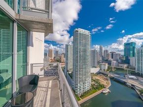 690 SW 1st Ct PHII04, Miami FL 33130