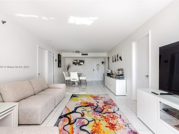 210 174th St 807, Sunny Isles Beach FL 33160