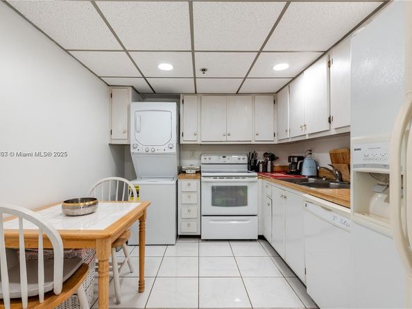 210 174th St 807, Sunny Isles Beach FL 33160