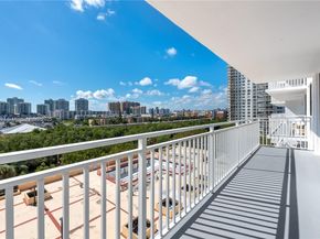 210 174th St 807, Sunny Isles Beach FL 33160