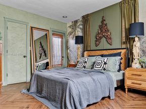 2858 Pine Tree Dr 4, Miami Beach FL 33140