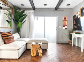 2858 Pine Tree Dr 4, Miami Beach FL 33140