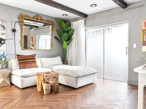 2858 Pine Tree Dr 4, Miami Beach FL 33140