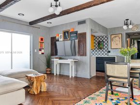 2858 Pine Tree Dr 4, Miami Beach FL 33140