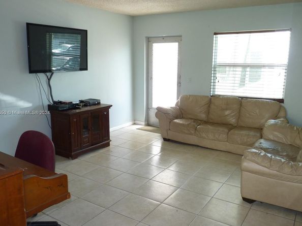 1746 N 3rd Ave N 2, Lake Worth FL 33460