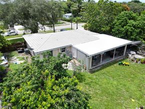 2527 Fillmore St, Hollywood FL 33020