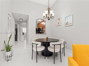 2250 NW 78th Ave 202, Pembroke Pines FL 33024