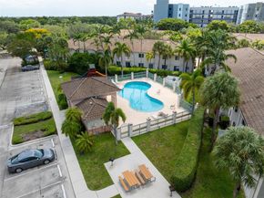 2250 NW 78th Ave 202, Pembroke Pines FL 33024