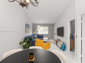 2250 NW 78th Ave 202, Pembroke Pines FL 33024