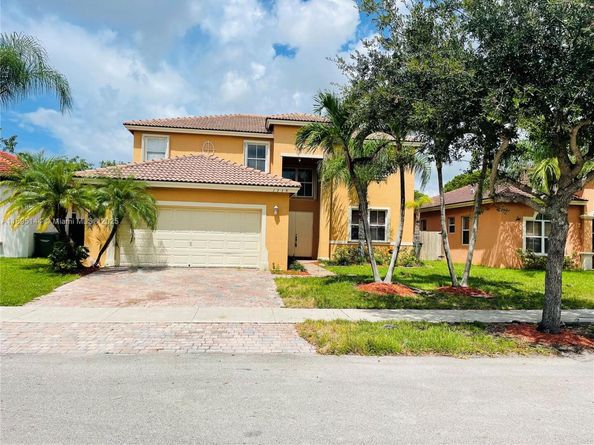 1750 SE 19th Ave, Homestead FL 33035