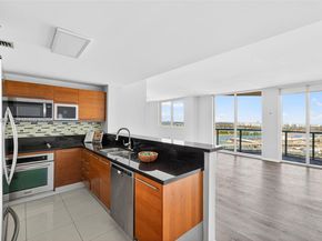 244 Biscayne Blvd 3702, Miami FL 33132