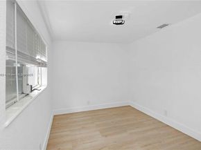 610 NW 38th Ct, Deerfield Beach FL 33064