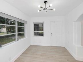 610 NW 38th Ct, Deerfield Beach FL 33064