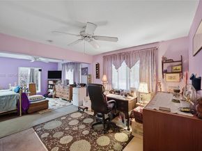 424 SW 7th Ave, Boynton Beach FL 33435