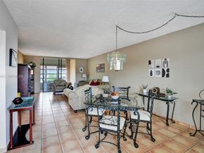 2811 Somerset Dr 405, Lauderdale Lakes FL 33311