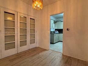 808 NW 75th St, Miami FL 33150