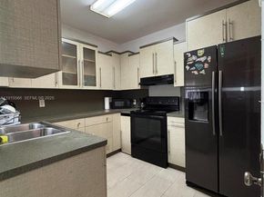 808 NW 75th St, Miami FL 33150