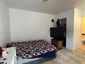 808 NW 75th St, Miami FL 33150