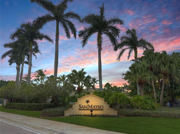 2179 Hacienda Ter, Weston FL 33327