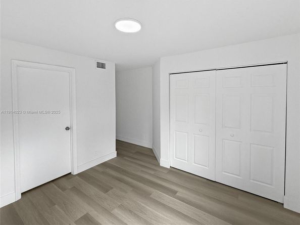 2179 Hacienda Ter, Weston FL 33327