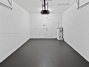 2179 Hacienda Ter, Weston FL 33327