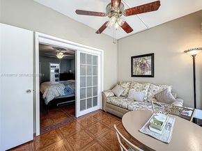 5001 NW 34th St 205, Lauderdale Lakes FL 33319