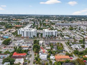 623 NE 4th St, Hallandale Beach FL 33009