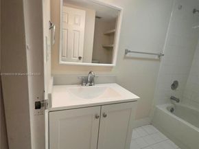 2935 NE 163rd ST 3P, North Miami Beach FL 33160