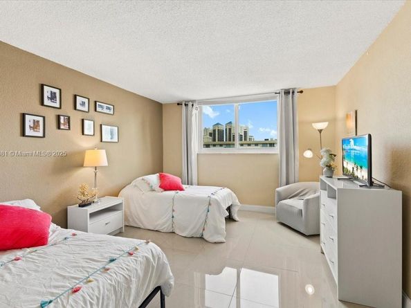 19380 Collins Ave 1602, Sunny Isles Beach FL 33160