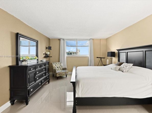 19380 Collins Ave 1602, Sunny Isles Beach FL 33160