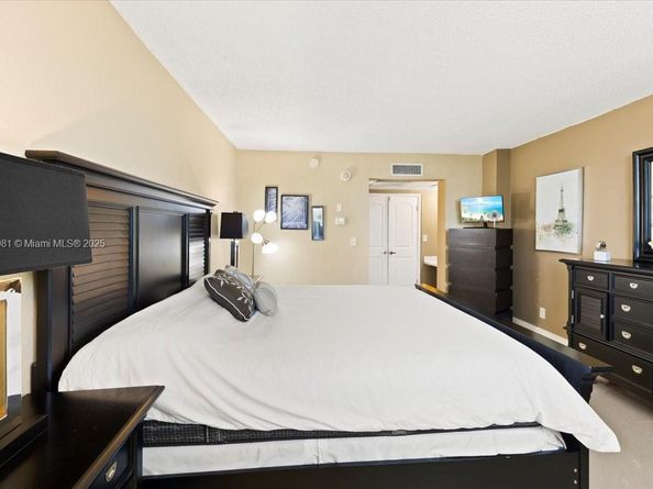 19380 Collins Ave 1602, Sunny Isles Beach FL 33160