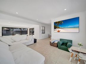 8340 NW 178th St, Hialeah FL 33015