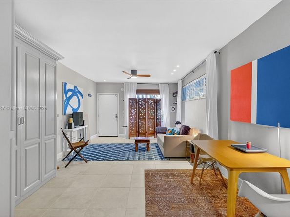 2445 Lake Pancoast Dr 4, Miami Beach FL 33140