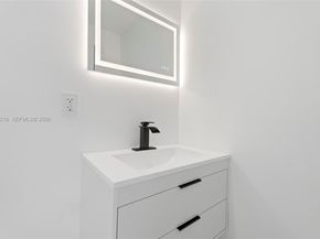 14950 NE 2nd Ave, Miami FL 33161