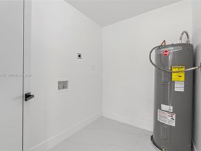 14950 NE 2nd Ave, Miami FL 33161