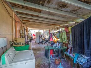 191 NW 83rd St, Miami FL 33150