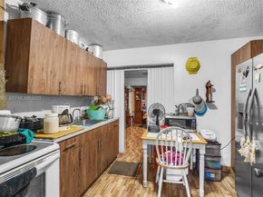 191 NW 83rd St, Miami FL 33150