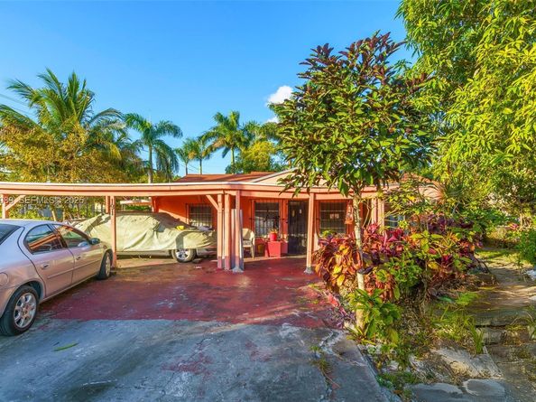 191 NW 83rd St, Miami FL 33150