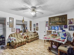 191 NW 83rd St, Miami FL 33150