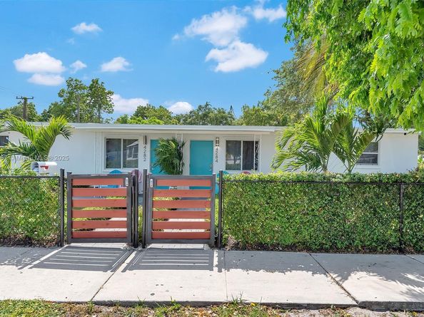 4282 NW 1st Ave, Miami FL 33127