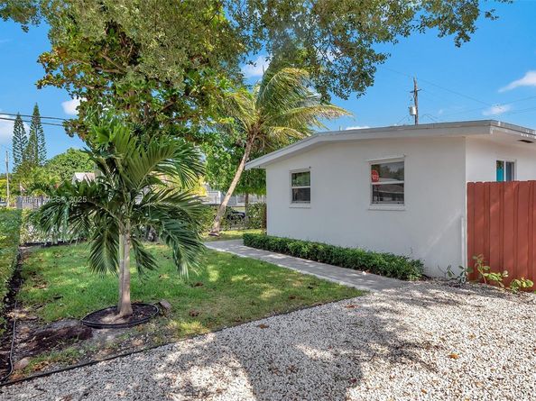 4282 NW 1st Ave, Miami FL 33127