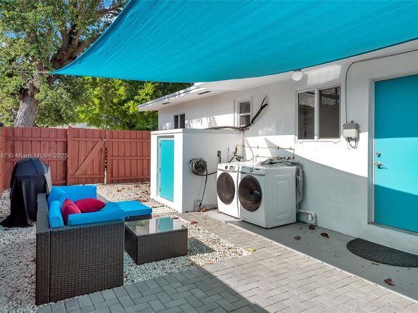 4282 NW 1st Ave, Miami FL 33127