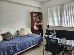 9195 Fontainebleau Blvd 6, Miami FL 33172