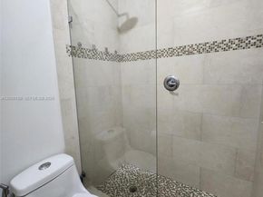 9195 Fontainebleau Blvd 6, Miami FL 33172