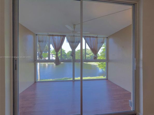 1103 NW 58th Ter 224, Sunrise FL 33313