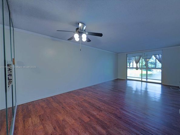 1103 NW 58th Ter 224, Sunrise FL 33313