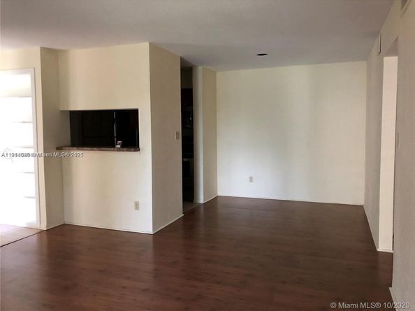 949 Riverside Dr 427, Coral Springs FL 33071