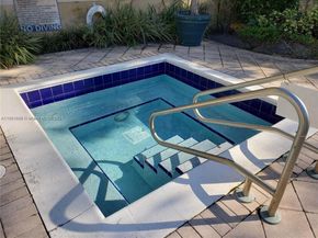 949 Riverside Dr 427, Coral Springs FL 33071